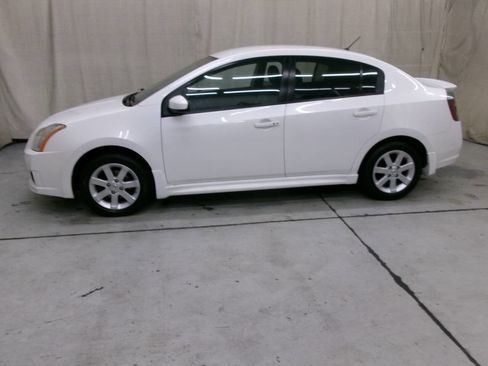Used 2011 Nissan Sentra 2.0 SR w/ Convenience Pkg image 4