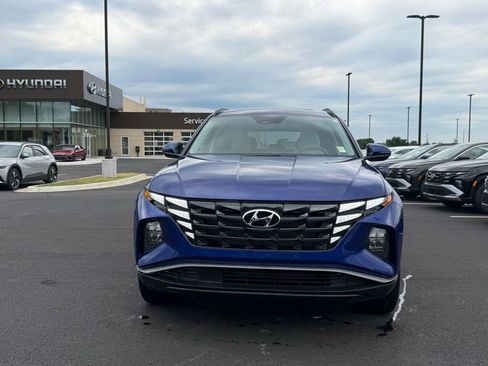 Used 2023 Hyundai Tucson SEL w/ Convenience Package AWD/4WD image 2
