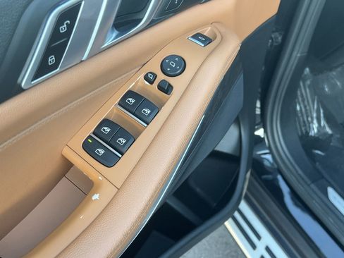 Used 2022 BMW X5 sDrive40i w/ Executive Package image 20