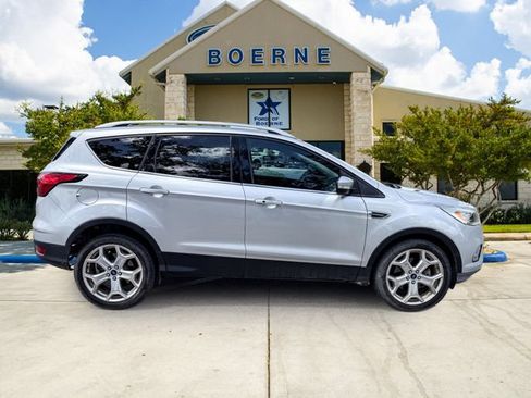 Used 2019 Ford Escape Titanium FWD image 6