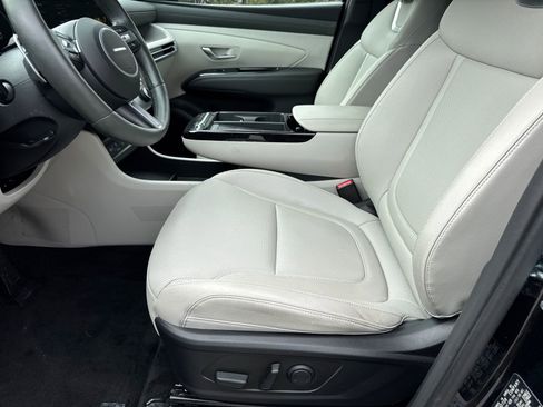 Used 2025 Hyundai Tucson Limited AWD/4WD image 9