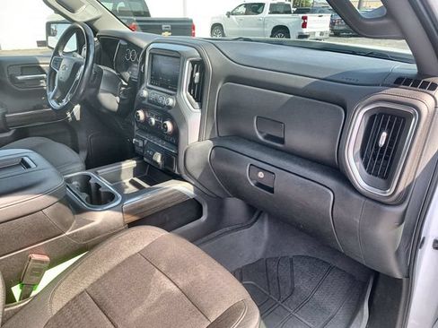 Certified 2019 Chevrolet Silverado 1500 LT Trail Boss AWD/4WD image 27