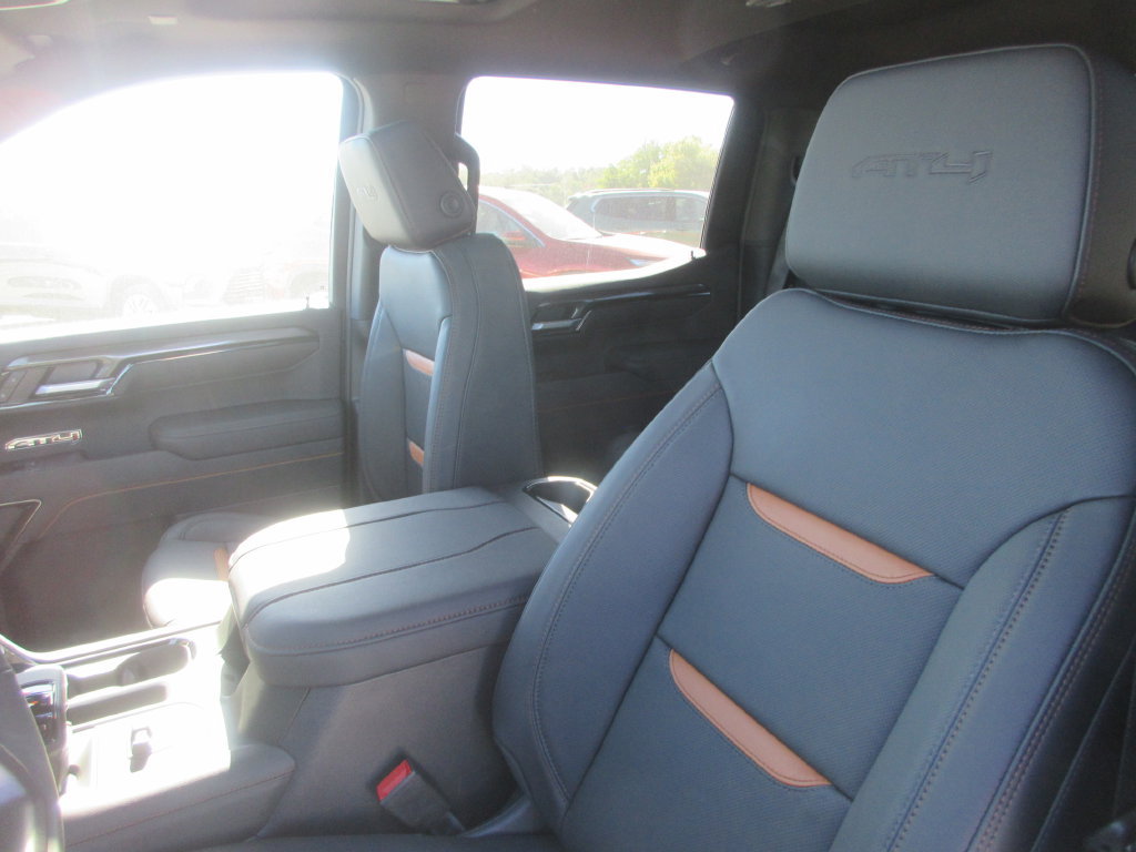 New 2026 GMC Sierra 1500 AT4 w/ AT4 Premium Package AWD/4WD image 12