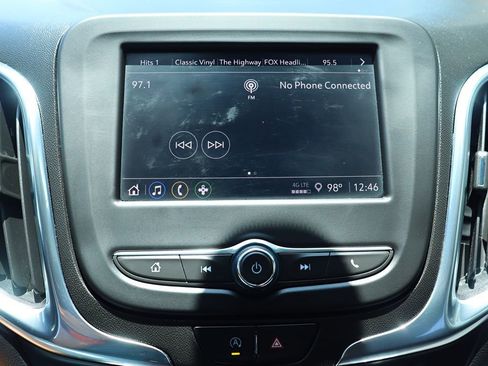 Used 2022 Chevrolet Equinox LT image 46