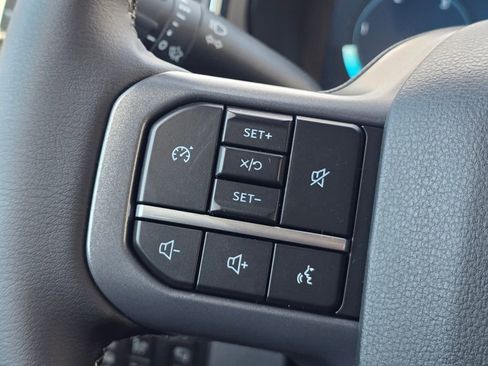 New 2026 Ford F350 Lariat w/ FX4 Off-Road Package image 25