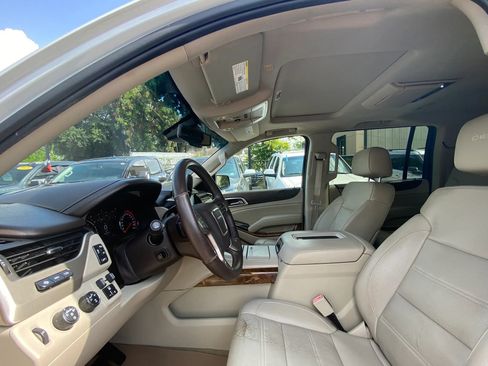 Used 2016 GMC Yukon XL Denali w/ Open Road Package AWD/4WD image 26