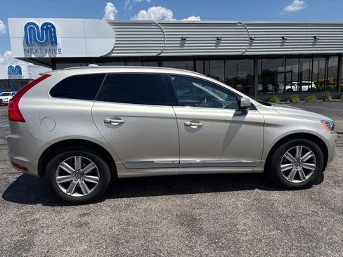 Used 2017 Volvo XC60 T5 Inscription w/ Preferred Option Package AWD/4WD image 5