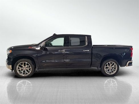 Used 2022 Chevrolet Silverado 1500 LTZ w/ LTZ Premium Package image 8