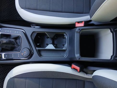 New 2026 Volkswagen Taos SE AWD/4WD image 25