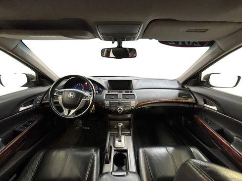 Used 2011 Honda Crosstour EX-L image 17