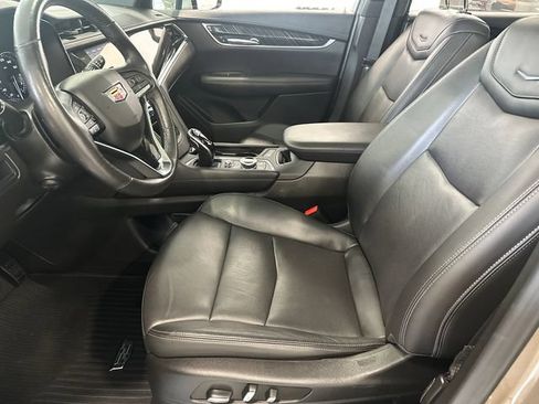 Used 2022 Cadillac XT6 Premium Luxury AWD/4WD image 20