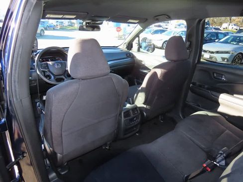 Certified 2022 Honda Pilot Sport image 15