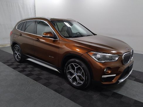 Used 2017 BMW X1 xDrive28i AWD/4WD image 11