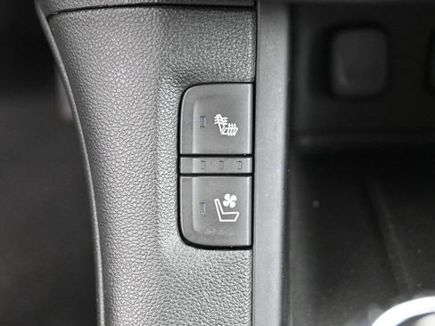 Used 2017 GMC Acadia Denali w/ Technology Package image 26