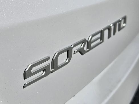 New 2026 Kia Sorento EX w/ EX Premium Package FWD image 7