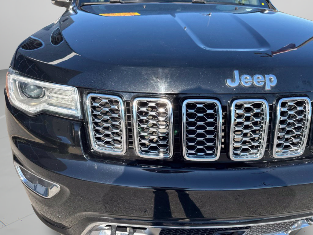 Used 2018 Jeep Grand Cherokee Overland AWD/4WD image 41