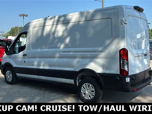 New 2025 Ford Transit 250 148 Medium Roof w/ Load Area Protection Package image 4