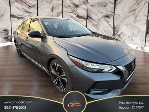 Used 2022 Nissan Sentra SR w/ SR Premium Package FWD image 3