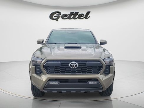 Certified 2025 Toyota Tacoma TRD Sport RWD image 2