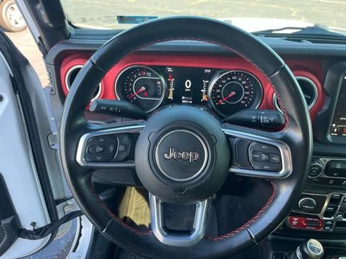 Used 2020 Jeep Gladiator Rubicon AWD/4WD image 16