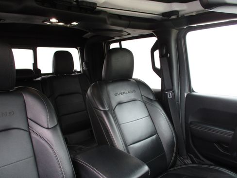 Used 2021 Jeep Gladiator Overland w/ Popular Equipment Package image 30