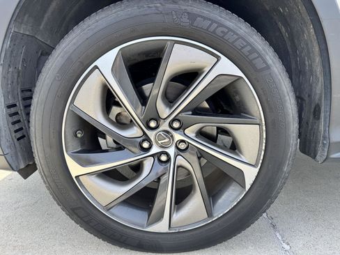 Used 2018 Lexus RX 350L Luxury w/ Accessory Package image 4