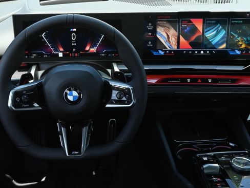 New 2027 BMW 540i xDrive w/ M Sport Package AWD/4WD image 15