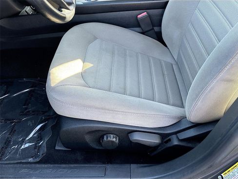 Used 2019 Ford Fusion S FWD image 19