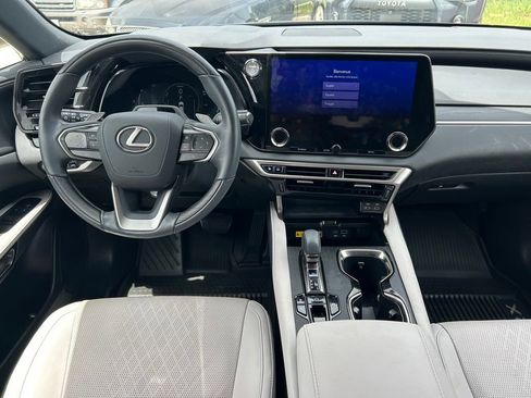 Used 2023 Lexus RX 350 w/ Accessory Package (P3) AWD/4WD image 16