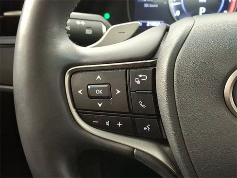 Used 2022 Lexus ES 350 w/ Premium Package image 23