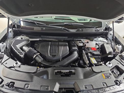 New 2026 GMC Acadia Elevation w/ Elevation Premium Package AWD/4WD image 32