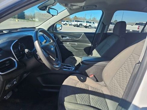 Used 2021 Chevrolet Equinox LT image 9