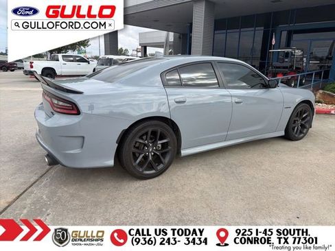 Used 2022 Dodge Charger R/T w/ Blacktop Package RWD image 3