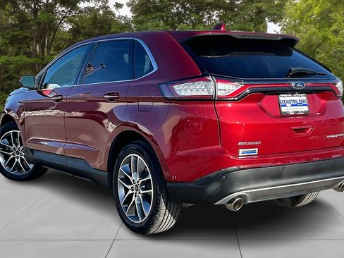 Used 2016 Ford Edge Titanium w/ Equipment Group 302A image 4