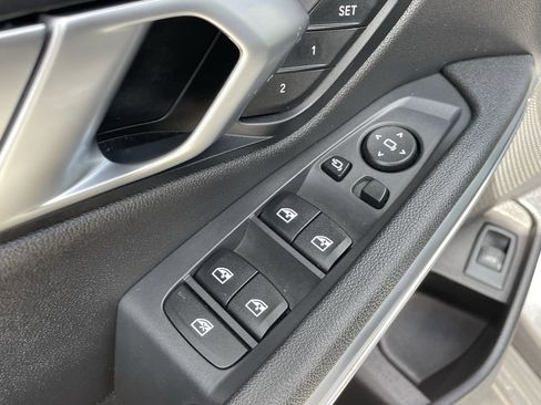 Used 2021 BMW 330i Sedan image 17