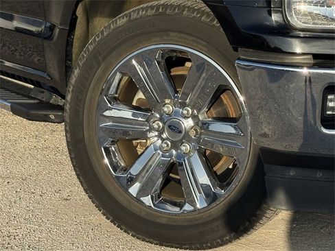 Used 2018 Ford F150 XLT w/ Equipment Group 302A Luxury image 31