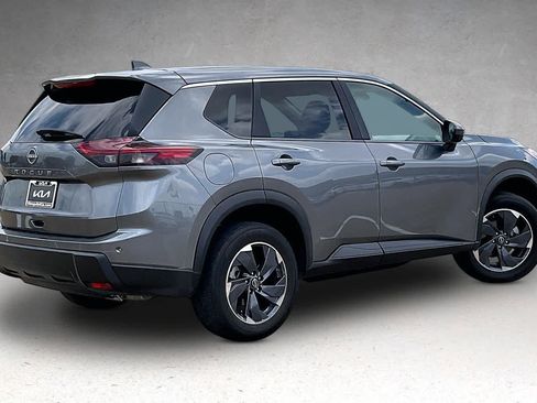 Used 2025 Nissan Rogue SV FWD image 20