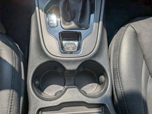 Used 2021 Jeep Cherokee Limited AWD/4WD image 26