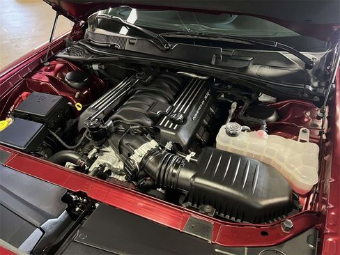 Used 2022 Dodge Challenger R/T Scat Pack image 11