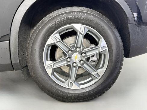 Used 2025 Chevrolet Blazer LT AWD/4WD image 31
