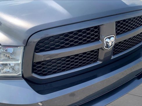 Used 2019 RAM 1500 Express w/ Express Value Package AWD/4WD image 30