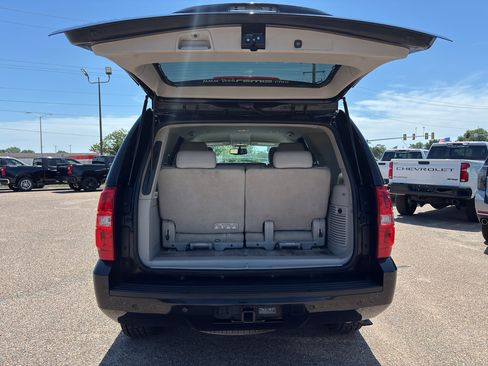 Used 2014 Chevrolet Tahoe LT w/ Suspension Package, Off-Road AWD/4WD image 8
