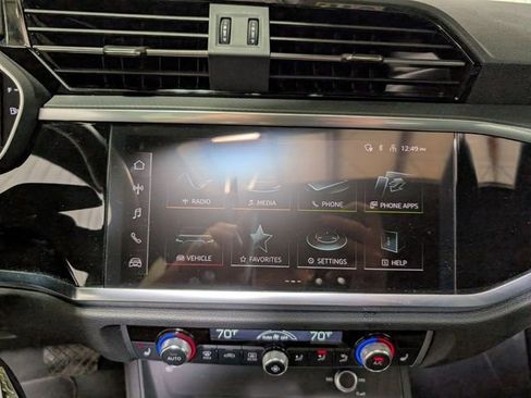 Used 2025 Audi Q3 2.0T Premium image 21