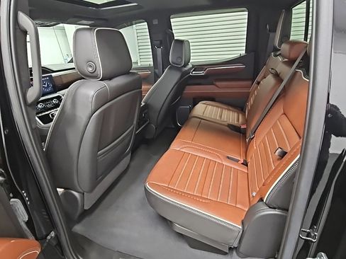 Used 2023 GMC Sierra 1500 Denali Ultimate image 32