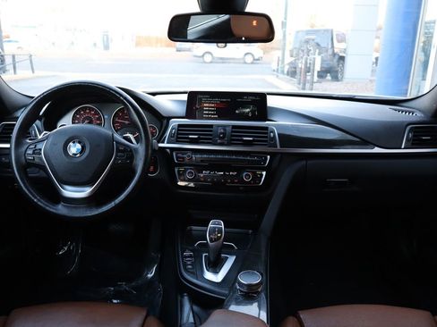 Used 2017 BMW 330i xDrive Wagon image 13