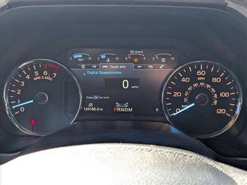 Used 2018 Ford F150 Platinum w/ Equipment Group 701A Luxury image 11