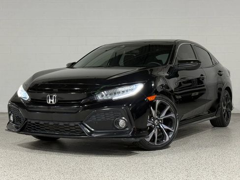 Used 2018 Honda Civic Sport Touring image 2