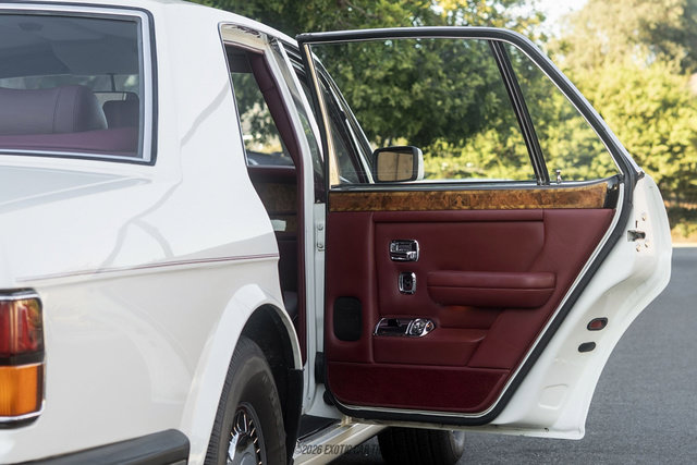 Used 1989 Bentley Turbo R RWD image 39