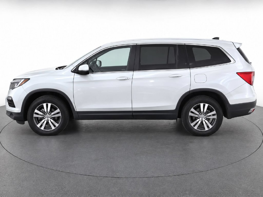 Used 2017 Honda Pilot EX image 7