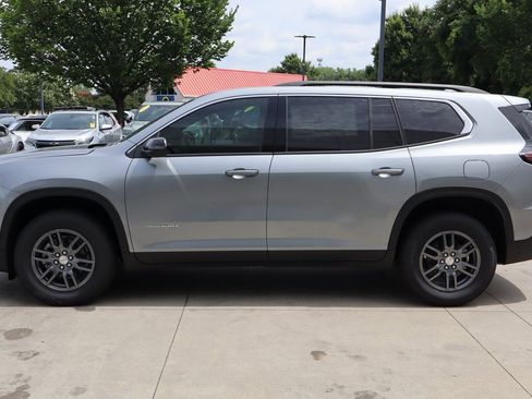 New 2025 GMC Acadia Elevation image 5